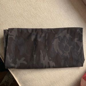 Lululemon Black Camo Customizable Snap Scarf